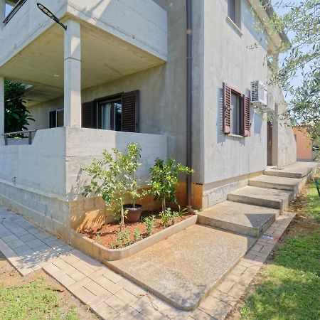 Apartment Laganis Plovanija Dış mekan fotoğraf